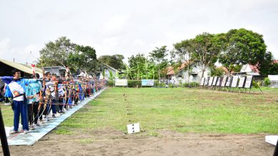 Photo of Sambut HUT Armada RI, Lanal Cilacap Gelar Kejurkab Panahan Danlanal Cup 2023