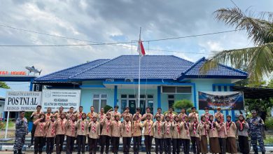 Photo of Siapkan Generasi Bahari, Babinpotmar Lanal Banyuwangi Berikan Sosialisasi Kebaharian Kepada Pelajar