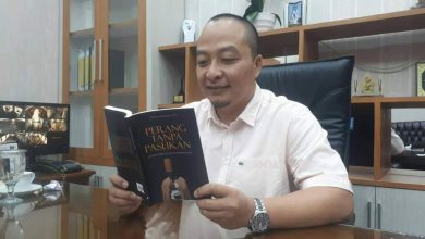 Photo of Dokter Alif Kembali Pastikan  Jadi Anggota DPRD Gresik dengan Riang Gembira