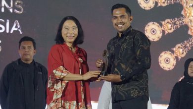 Photo of Asmono Wikan,  CEO PR Indonesia  Apresiasi Kinerja  Komunikasi Petrokimia  Gresik  Yang  Optimal  Dengan  Memanfaatkan  Platform Digital