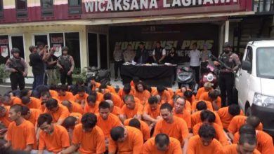 Photo of Polres Tanjung Perak Surabaya Ringkus 60 Tersangka Kasus Judi Dan Narkoba