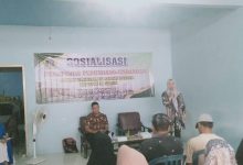 Photo of DPRD Gresik, Hj. Ifta Hidayati Sosialisasikan Dua Perda pada Sosper Tahap IV Tahun 2024