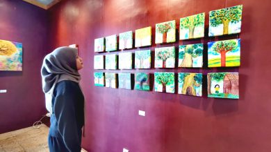 Photo of Pameran Tunggal Lukisan Karya Raisha Riandra: “Belajar Mencintai Pohon”