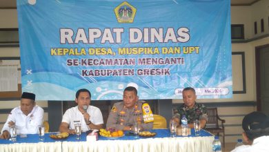 Photo of Rapat Dinas Kades Se Kecamatan Menganti Bersama Forkopimcam dan UPT