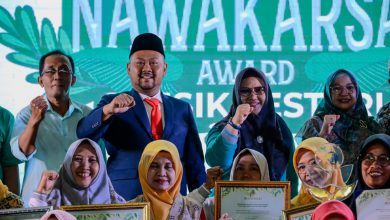 Photo of Nawakarsa Award: Gresik Lestari 2024, Bupati Fandi Akhmad Yani Tegaskan Perlunya Komitmen Bersama Dalam Pelestarian Lingkungan