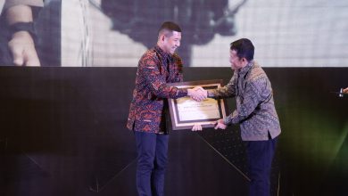 Photo of Berhasil jaga Kamtibmas Selama Pemilu, Kapolres Gresik Raih Penghargaan Radar Surabaya Awards 2024