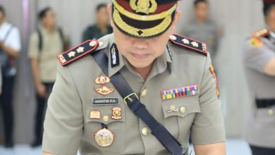 Photo of Kapolda Jatim Pimpin Sertijab PJU dan Kapolres Jajaran