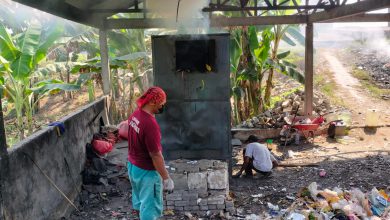 Photo of Tungku Sampah Atasi Masalah Lingkungan di Desa Dukun Anyar