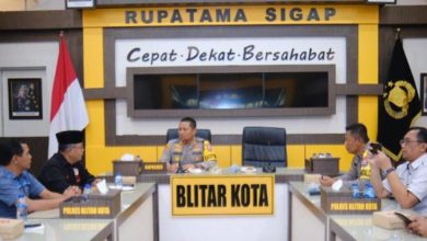 Photo of Kapolresta Blitar Ajak Perguruan Silat Jaga Situasi Aman dan Damai