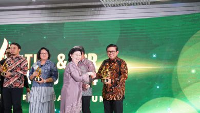 Photo of Program TJSL Petrokimia Gresik Raih Penghargaan Platinum Award di Ajang”4TH TJSL dan  CSR AWARD 2024″