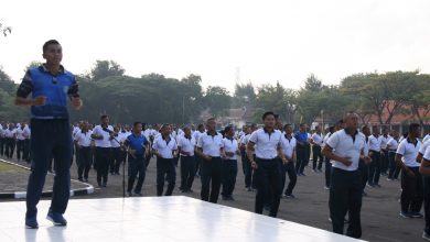 Photo of Jaga Fisik Prima, Personel Kodiklatal Olah Raga Rutin Keliling Ksatrian