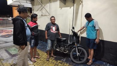 Photo of Polsek Cerme Berhasil Ringkus Pencuri Sepeda Motor di Desa Gedangkulut