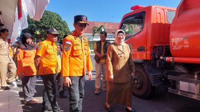 Photo of 18 Desa Di Tujuh Kecamatan Mengalami Kekeringan BPBD Launching Dropping Air Bersih