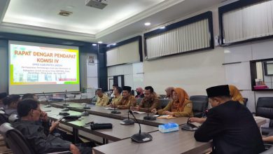 Photo of Komisi IV DPRD Gresik Rapat dengar pendapat dengan Dinas KBPPA