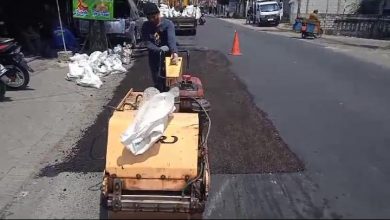 Photo of Mendapat Laporan URC Cepat Dan Tanggap Tangani Jalan Yang Rusak