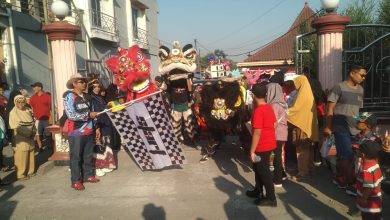 Photo of Peringati HUT ke-79 Tahun 2024, Pemdes Kedamean Gelar Pawai Karnaval Dan Jalan Sehat