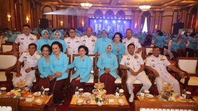 Photo of Dankodiklatal beserta Ketua Gabungan Jalasenastri Kodiklatal Hadiri Puncak HUT Ke-78 Jalasenastri