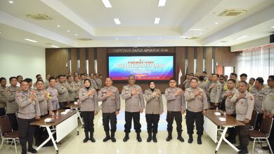 Photo of Tingkatkan Kapasitas Bhabinkamtibmas, Polres Gresik Gelar Safari Binteknis