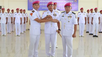 Photo of Sertijab Komandan Pusdikif Kodikmar Bentuk Regenerasi dan Peningkatan Kualitas Prajurit Marinir