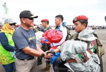 Photo of Kendarai Wilis, Irkodiklatal Bersama Komunitas Vespa Ikut Meriahkan NBOD HUT Ke-79 TNI AL