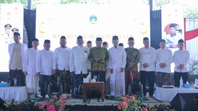 Photo of Peringatan Maulid Nabi Muhammad SAW di Lingkungan Pemkab Gresik, Momentum Meneladani Akhlak dan Membangun Kebersamaan