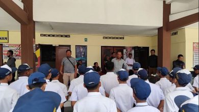 Photo of Diduga Mau Tawuran Dengan SMPN 1 Kauman,Puluhan Siswa SMPN 4 Tulungagung Berhasil Diamankan Dimapolsek Kauman