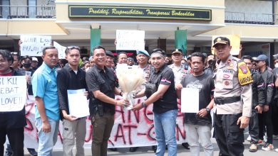 Photo of Polres Lumajang Diharapkan Dapat Mengungkap Otak Dibalik Kasus Penanaman Ganja