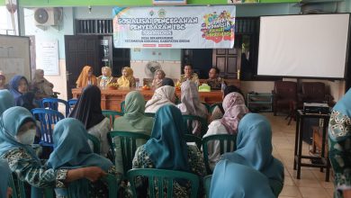 Photo of Cegah TBC Sejak Dini Desa Sekarkurung Kebomas Gresik, Gelar Sosialisasi Pencegahan Tuberkulosis