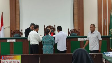 Photo of Direktur Cv Sunar Mulya Property Sunarmi Dijadikan Saksi Pada Sidang Kasus Pra Peradilan Polsek Kanigoro.