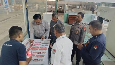 Photo of Polres Gresik Amankan Tempat Produksi Surat Suara Pemilu 2024