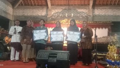 Photo of Berbagai Hadiah mewarnai Puncak Sedekah Bumi Desa Cerme Kidul