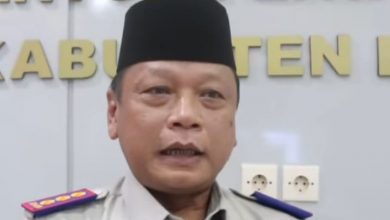 Photo of Kepala Kantor ATR / BPN Kabupaten Blitar, Tidak Mewajibkan Beli Sampul Pada Program PTSL Kepada Warga Desa Suru Kecamatan Doko