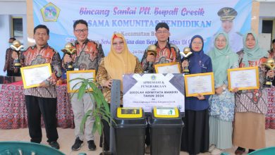 Photo of Bincang Santai di Bungah, Plt. Bupati Gresik Dorong Komunitas Pendidikan Wujudkan Sekolah Hijau dan Berkelanjutan