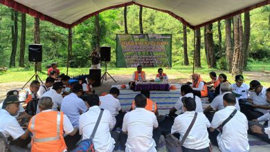 Photo of Tabur Benih Pinus Serentak Perum Perhutani Divisi Regional Jawa Timur di KPH Blitar