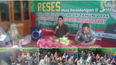 Photo of Reses DPRD Gresik Fraksi PKB, Abdullah Hamdi Di Sambati Warga Soal Pendidikan