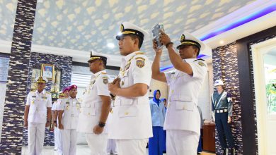 Photo of Komandan Puslatdiksarmil Kodiklatal Kini Dijabat Kolonel Laut (P) Musleh Yadi