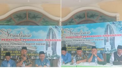 Photo of Komisi II DPRD Gresik Sulton Sulaiman, S.H., Gelar Soperda Tahap VIII Tahun 2024