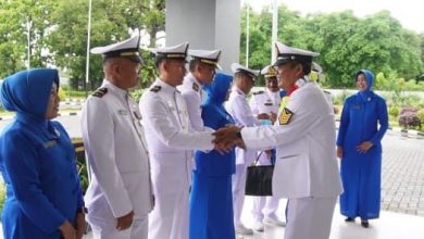 Photo of Dansatdik – 2 Kodiklatal Lepas Prajurit Terbaiknya Pada Acara Wisuda Purna Tugas