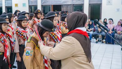 Photo of Siapkan Generasi Unggul di Era Revolusi 4.0, Wabup Aminatun Habibah Lantik Gerakan Pramuka Garuda dan Launching Website Kwarcab Gresik