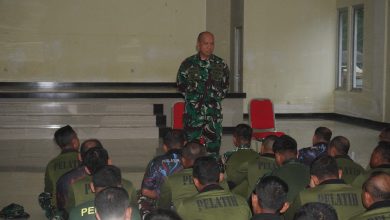 Photo of Wadan Puslatdiksarmil Tekankan Faktor Keamanan dan Kedisiplinan dalam Latihan di Tengah Kondisi Cuaca Ekstrem