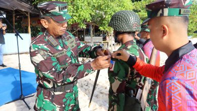 Photo of Dansatdik – 4 Kodiklatal Manado Tutup Lattek Berganda Siswa Dikmata TNI AL