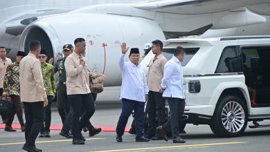 Photo of Kunker di Jatim, Komandan Puspenerbal Sambut Presiden Prabowo di Bandara Internasional Juanda Surabaya