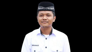 Photo of Pemkab Banyuwangi Harus Jelaskan Tujuan Penertiban Toko Berjaringan Kepada Masyarakat