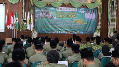 Photo of Plt Bupati Gresik Tekankan Pentingnya Pencegahan Kenakalan Remaja dan Angka Perceraian saat Menghadiri Pelantikan Bersama dan Rakerda DMI