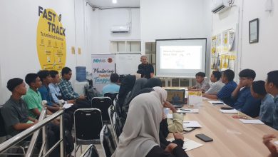 Photo of Pelajar Tangguh Smelting Digembleng Strategi Marketing dan Kemampuan Berkomunikasi