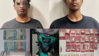 Photo of Satreskoba Polres Gresik Ringkus Dua Pemuda Sidoarjo Simpan 19 Gram Sabu