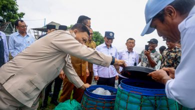 Photo of Pemkab Gresik Dukung Percepatan Penguatan Ekonomi Pesisir, Wamen KKP Tinjau Pembentukan Koperasi Merah Putih