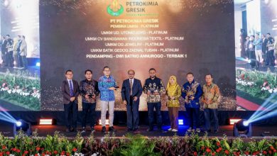 Photo of Wujud Nyata Pembinaan UMKM, Petrokimia Gresik Dinobatkan Sebagai “THE MOST COMMITTED CORPORATE” Dalam Bina Mitra UMKM AWARD 2025