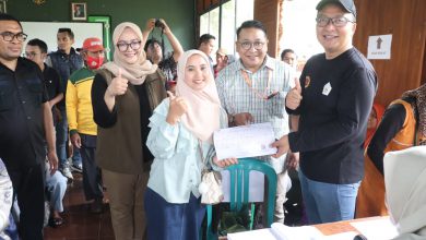 Photo of Plt. Bupati Gresik Apresiasi Layanan Jemput Bola Disdukcapil di Festival Nasi Krawu