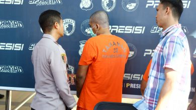 Photo of Polres Gresik Tangkap Pria Cabuli Anak Tiri di Driyorejo